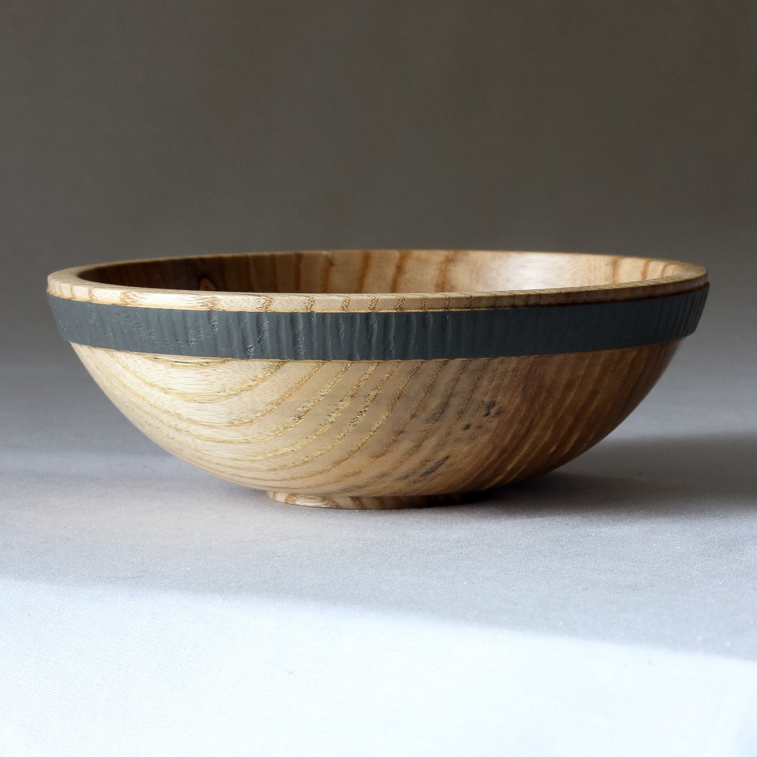 Small Olive Ash Bowl with Textured Colored Band