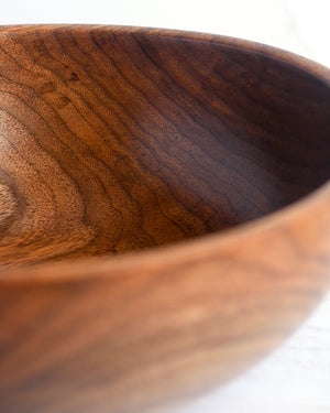 Medium Walnut Dough Bowl, Handturned